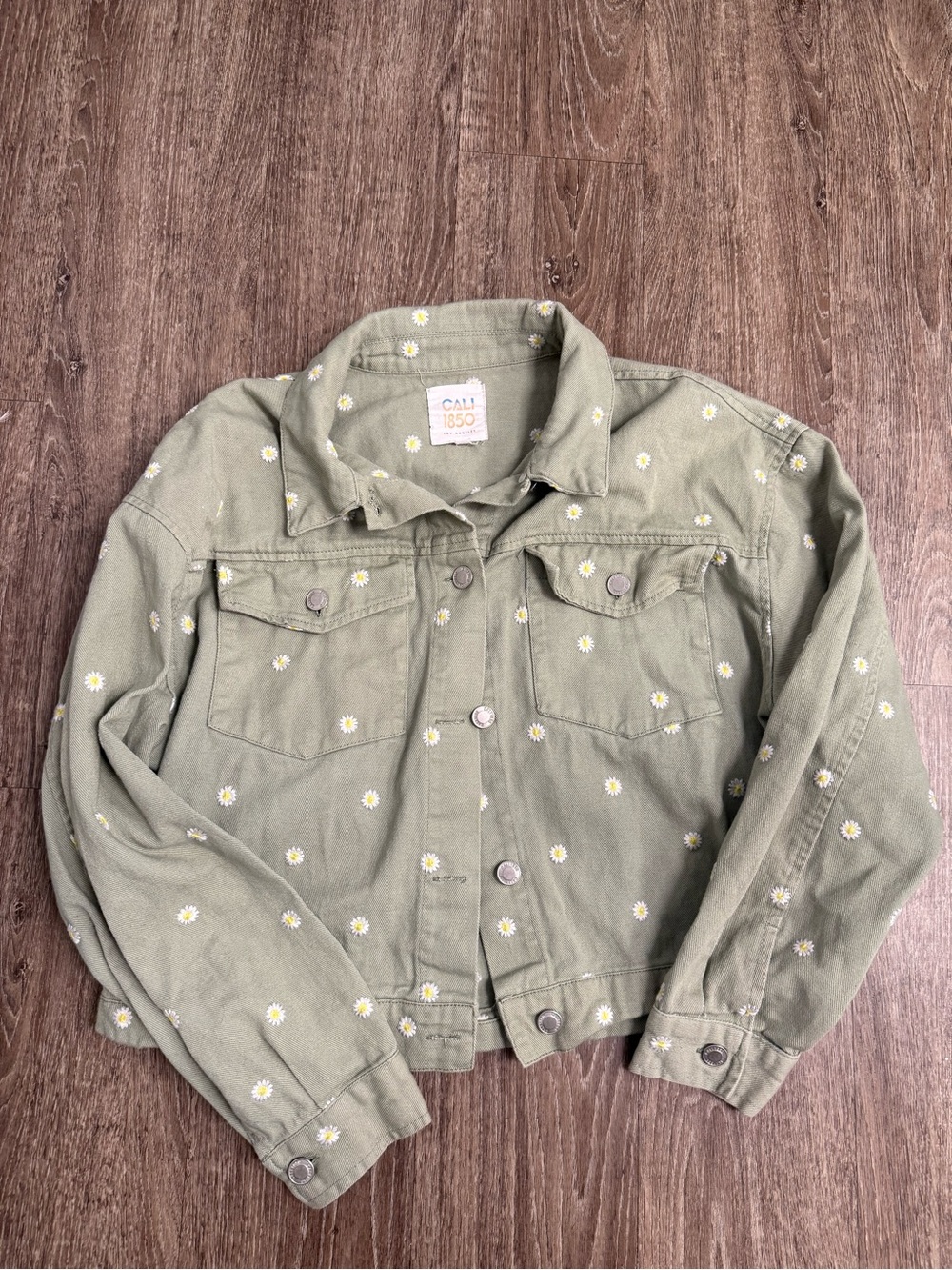 Cali 1850 Daisy Embroidered Denim Jacket Green Medium Cotton
